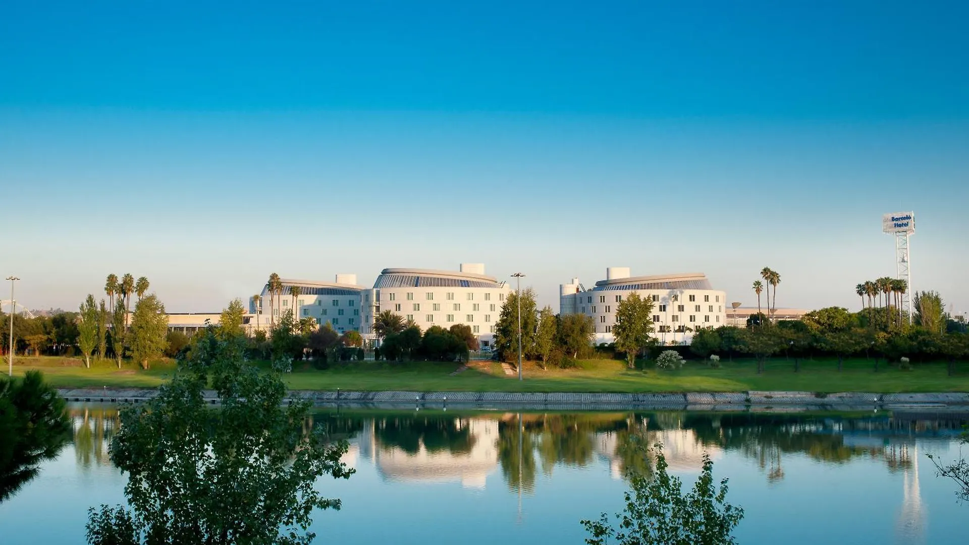 Barcelo Sevilla Renacimiento 5*,